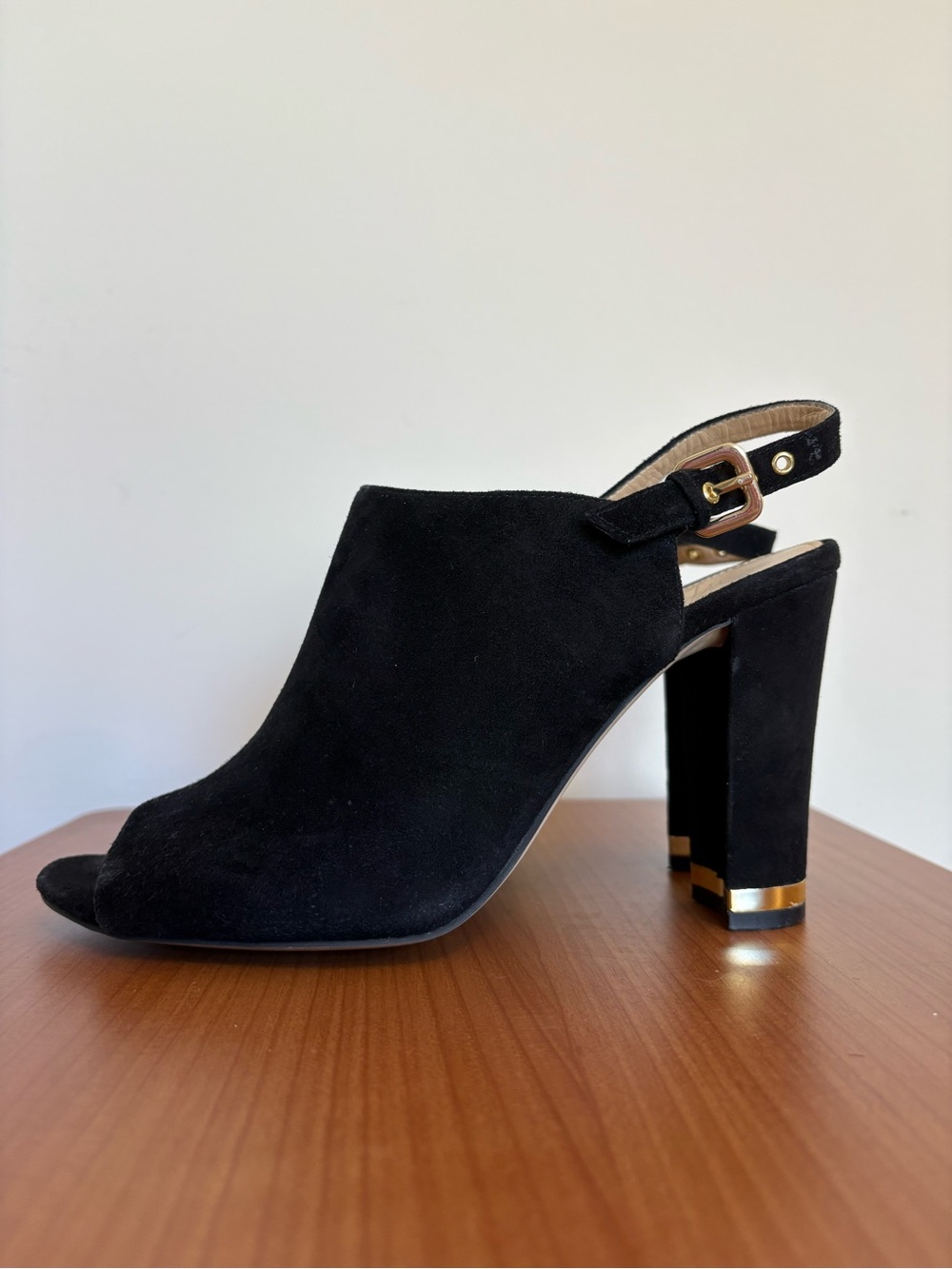 Marc Fisher Womens Slingback Heels Size 7.5 Black Suede Leather Peep Toe Mule - Picture 3 of 7